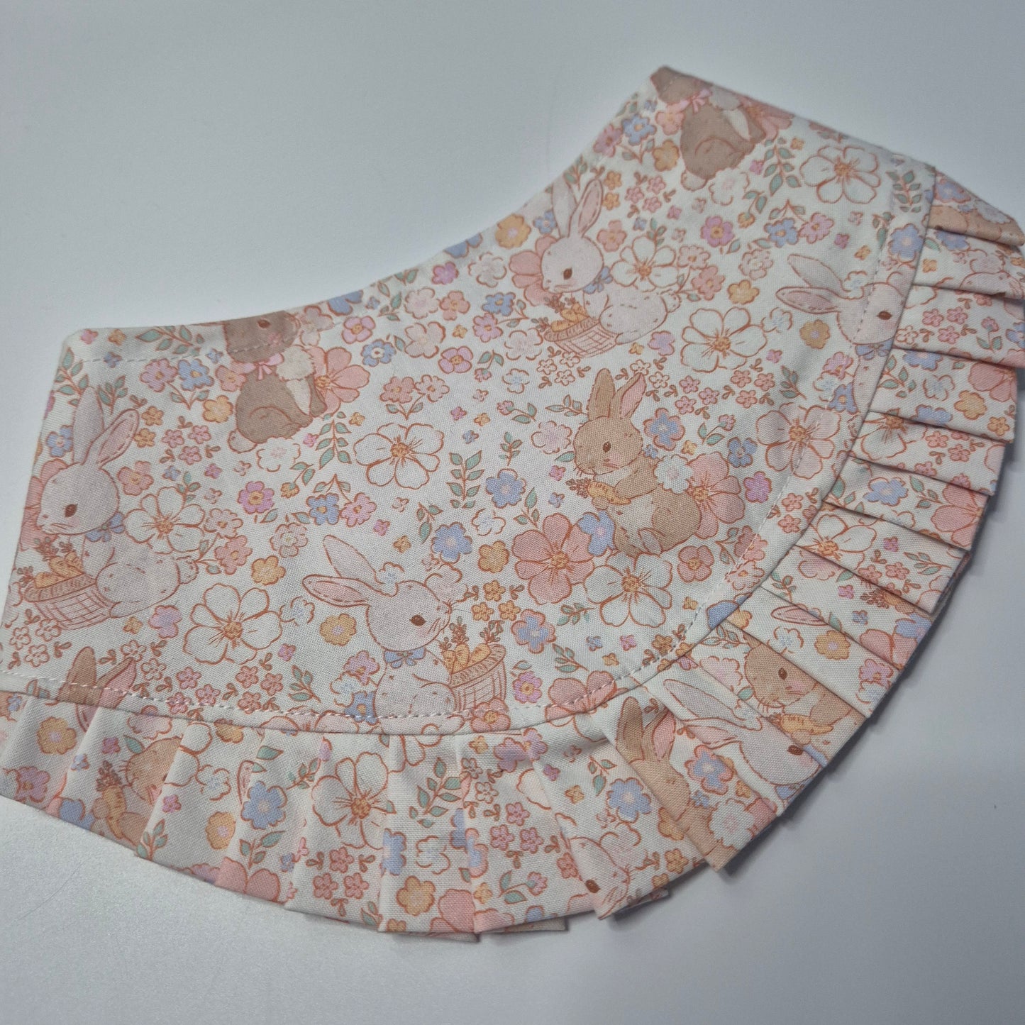 Small rabbit ruffle bandana