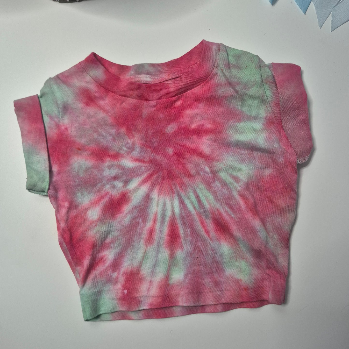 Small Xmas tye dye yop