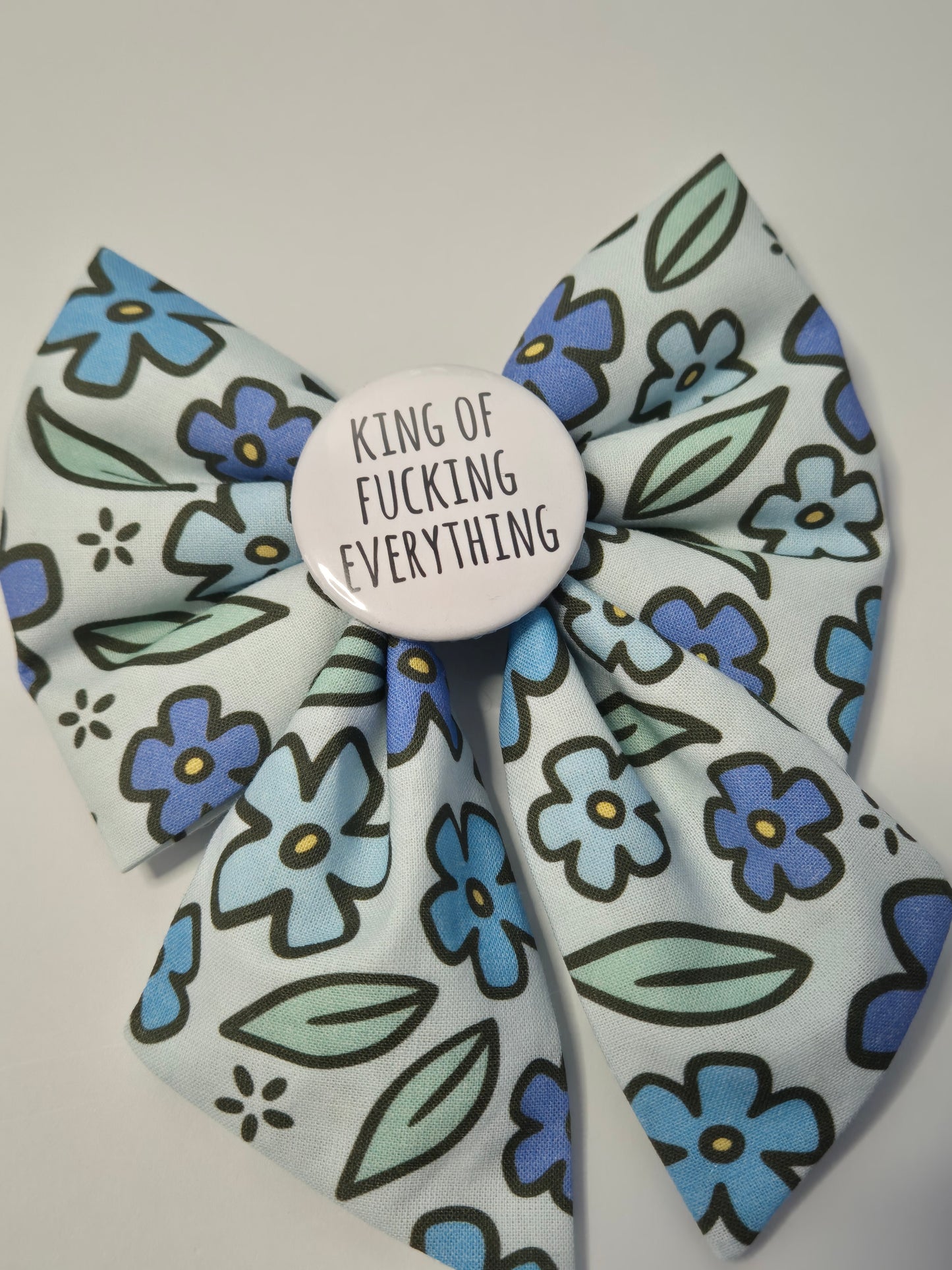 King of f everything slogan sailor bow