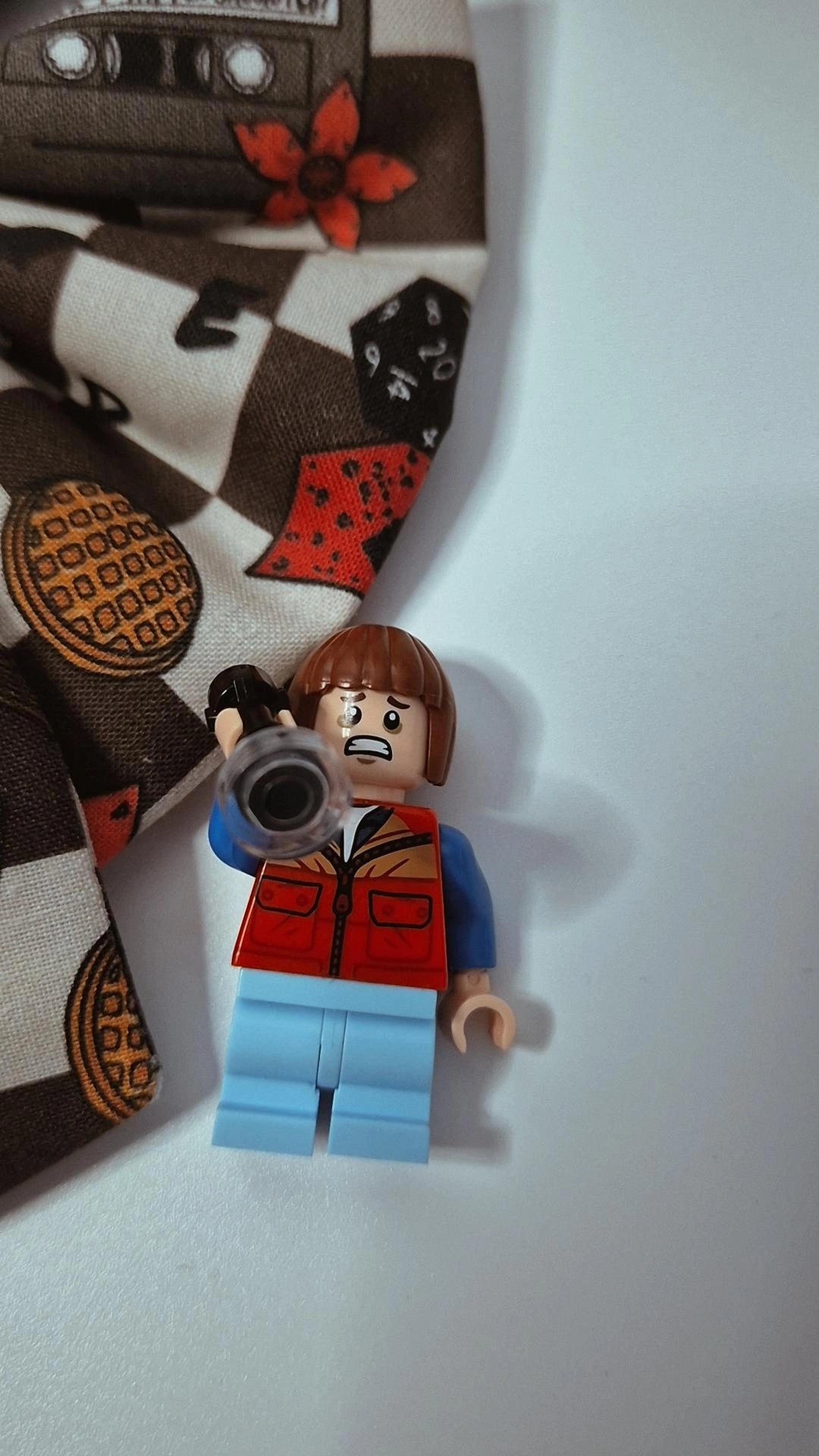 Minifigure upside down sailor bow