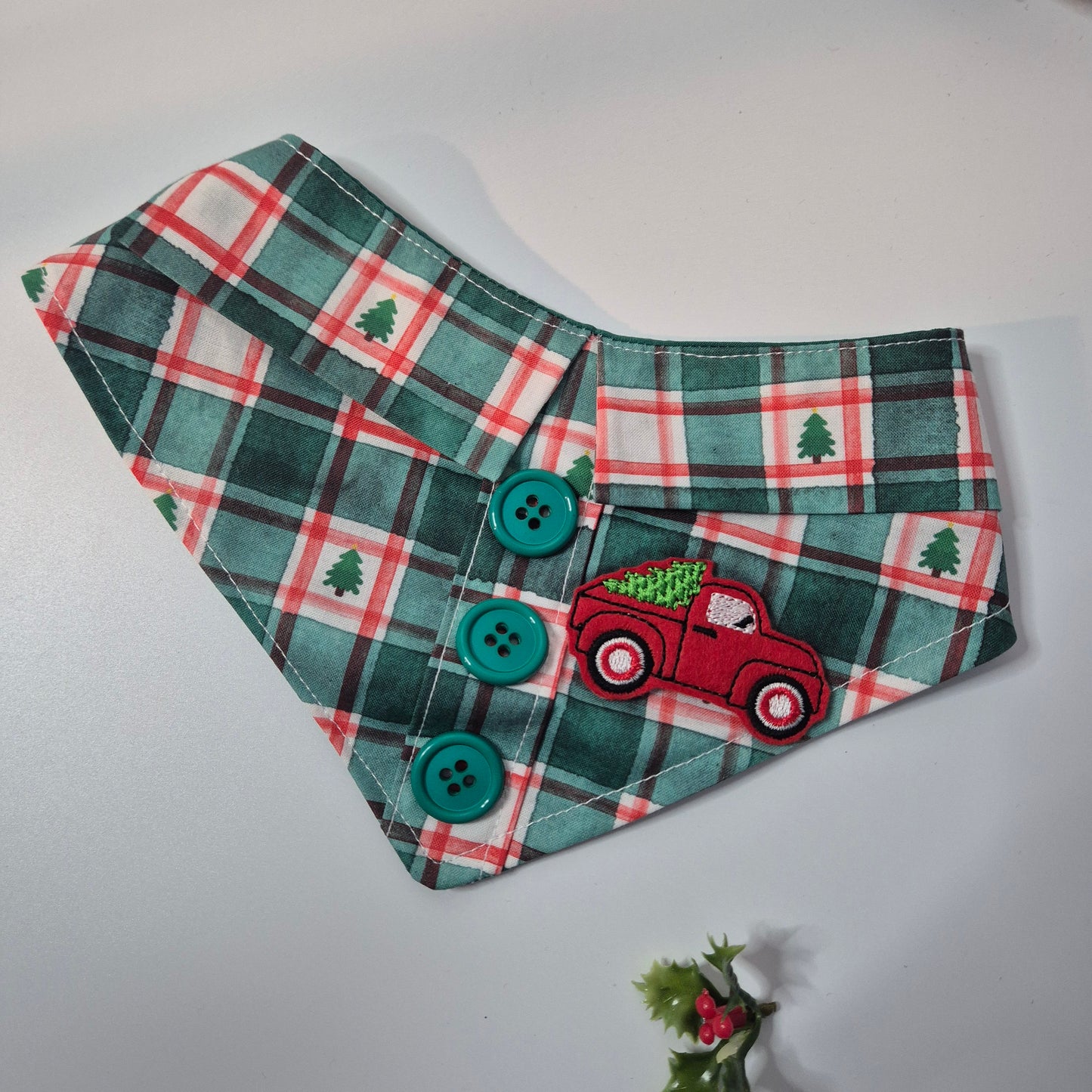 Green button size small one available ready to ship