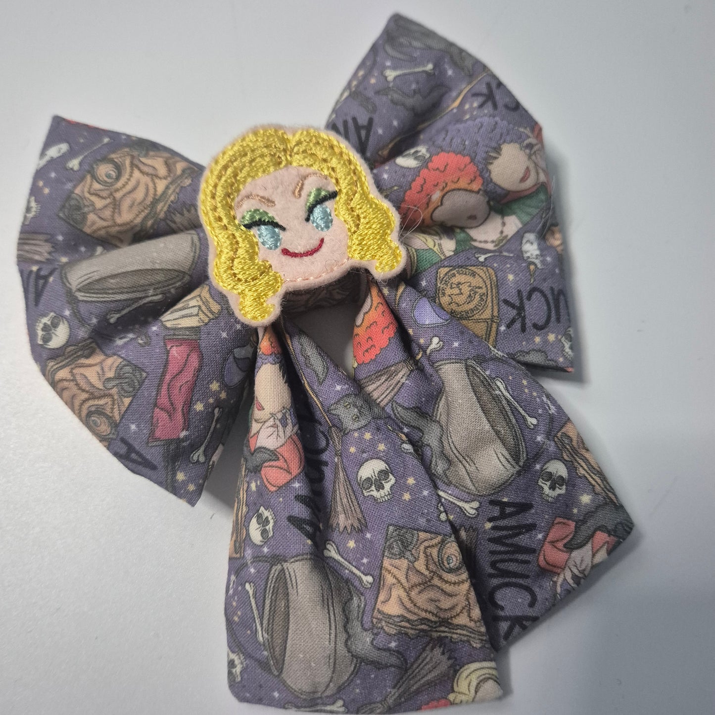 Blonde hocus sailor