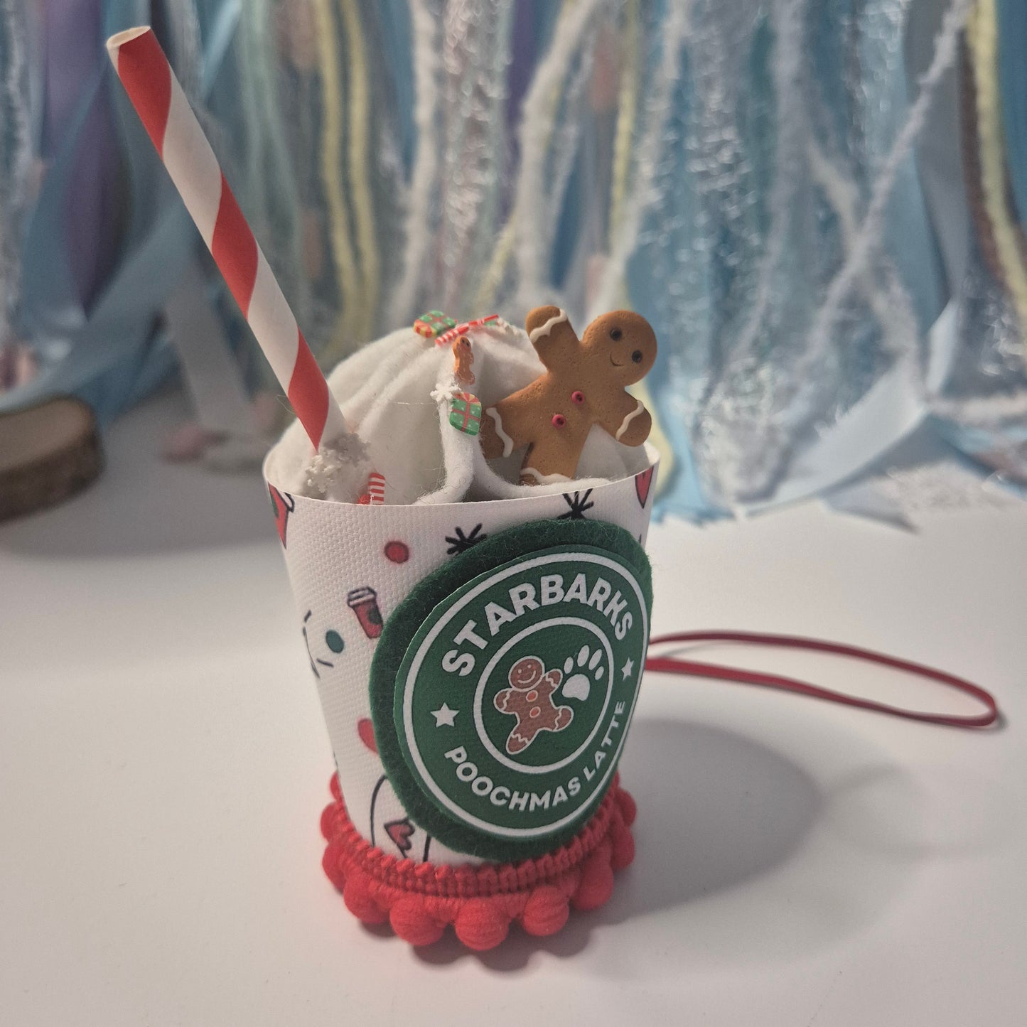 Xmas latte hat