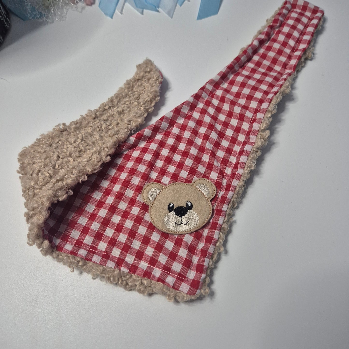Small teddy fur bandana with patch