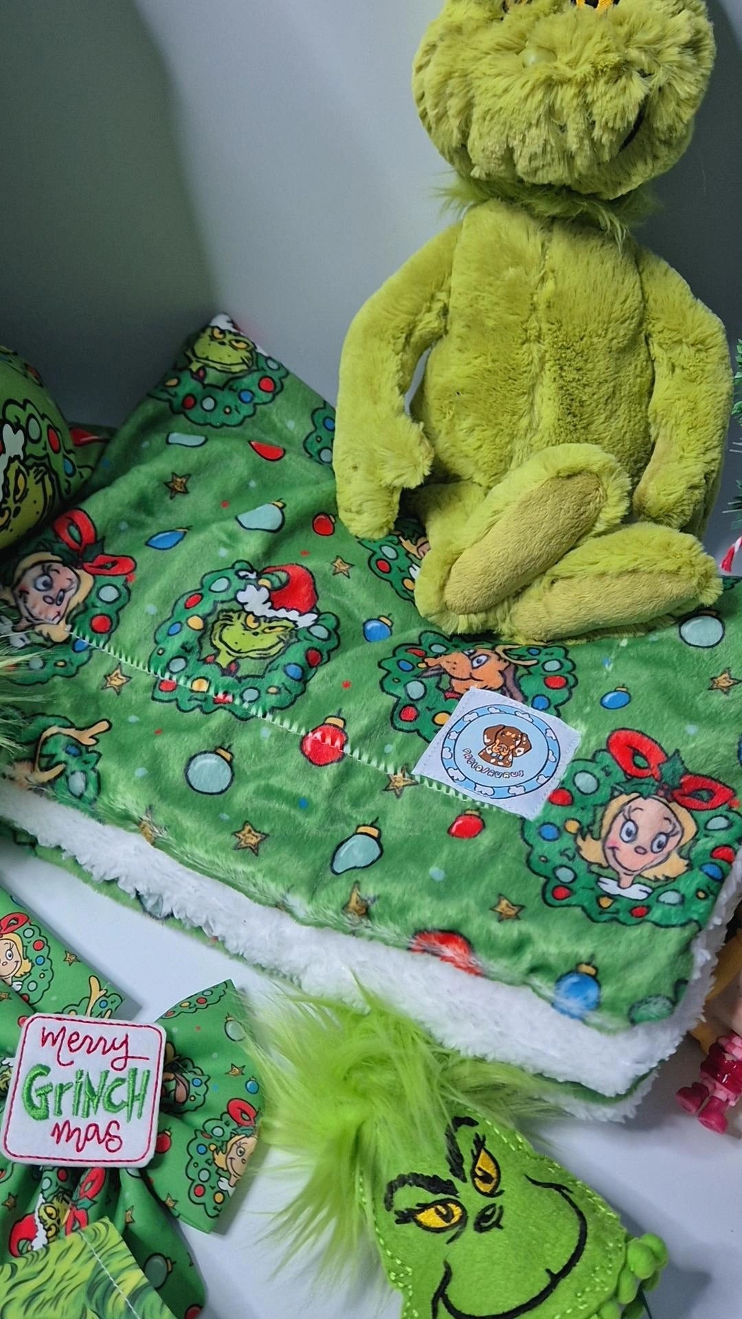 Merry grinchmas 2025 limited edition blanket