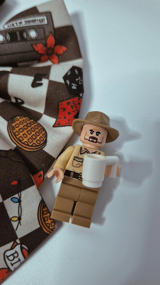 Minifigure upside down sailor bow