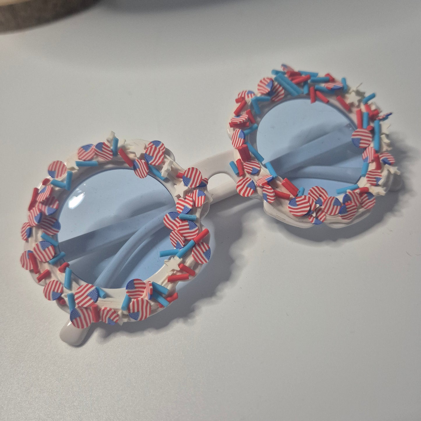 Usa glasses