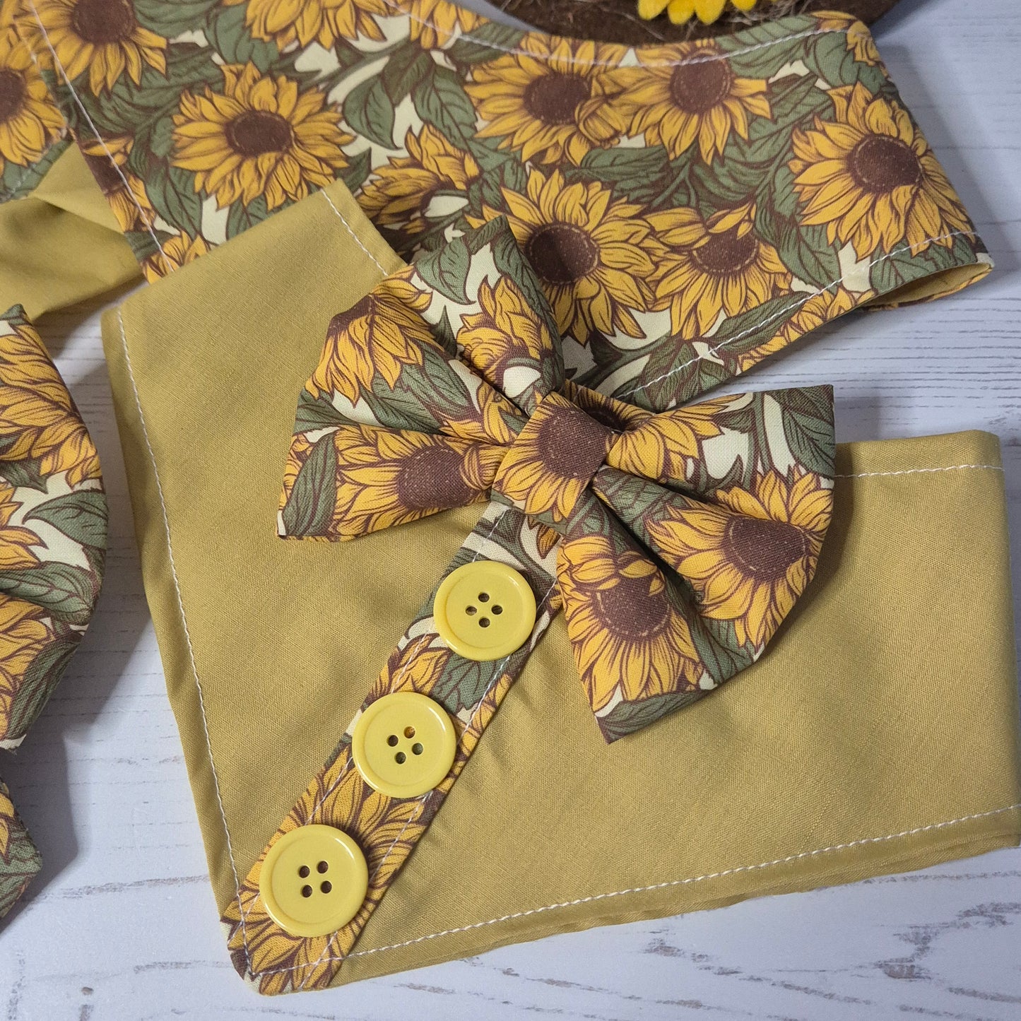 Sunflower shirt bandana