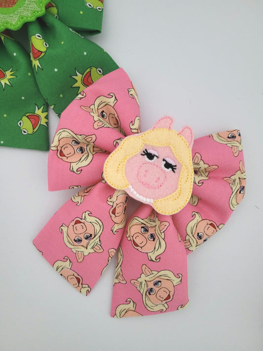 Girl piggy embroidered sailor bow