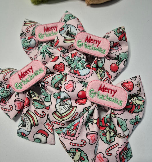 Pink merry grinchmas