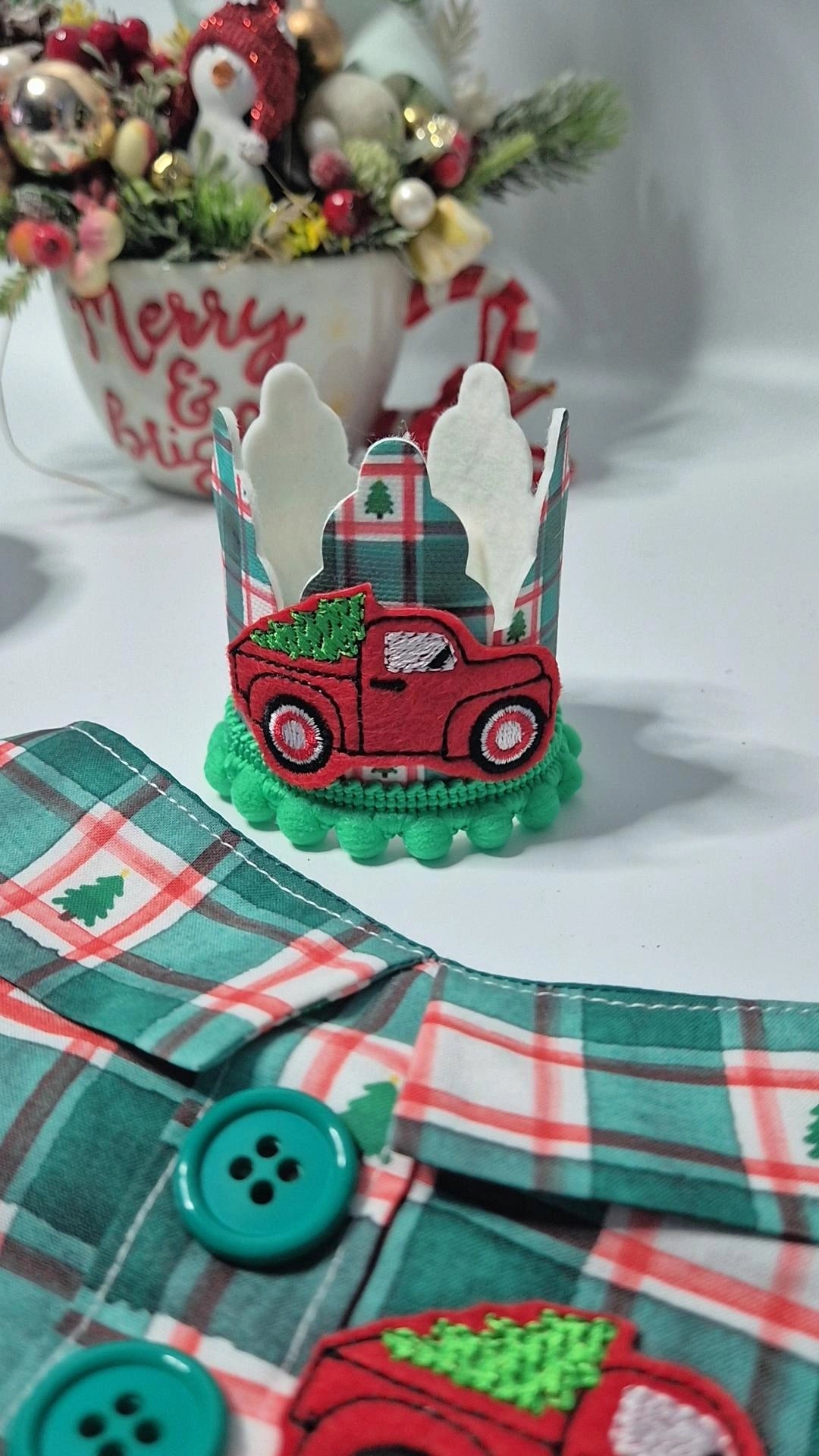 Plaid Xmas tree truck embroidered crown