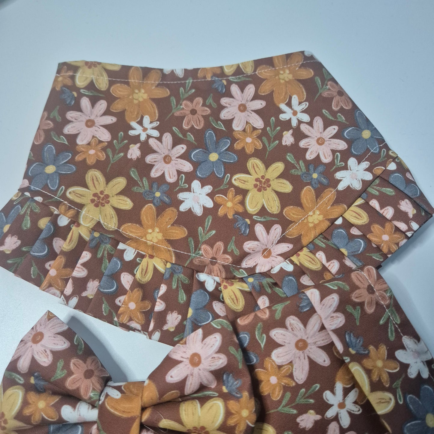 Autumn blooms ruffle bandana