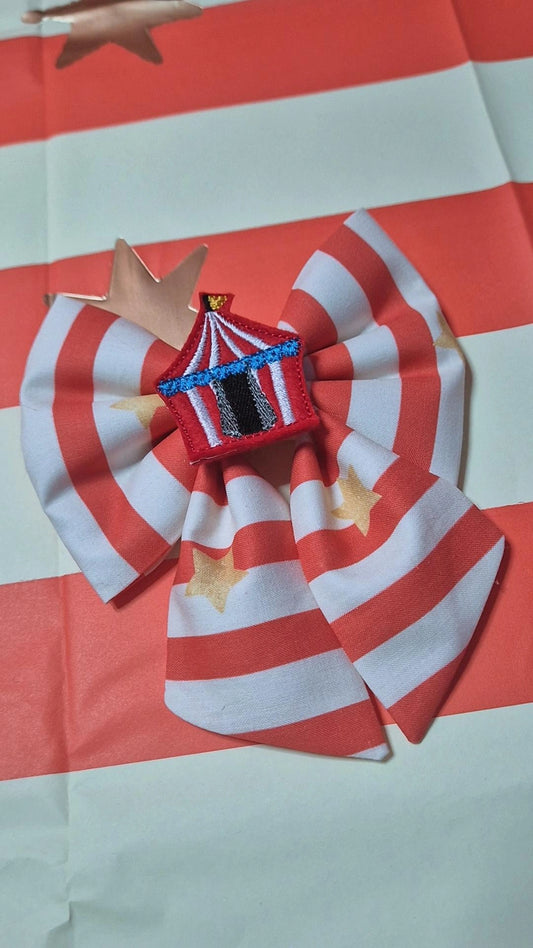 Showtime embroidered sailor bow