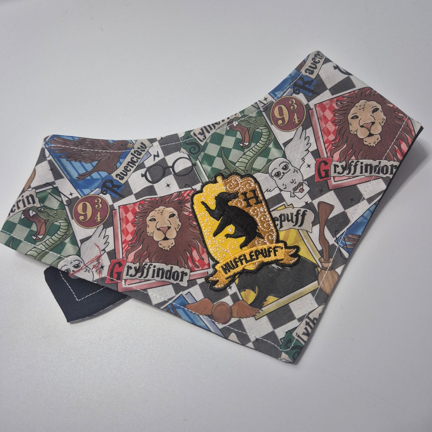 Medium huffle bandana