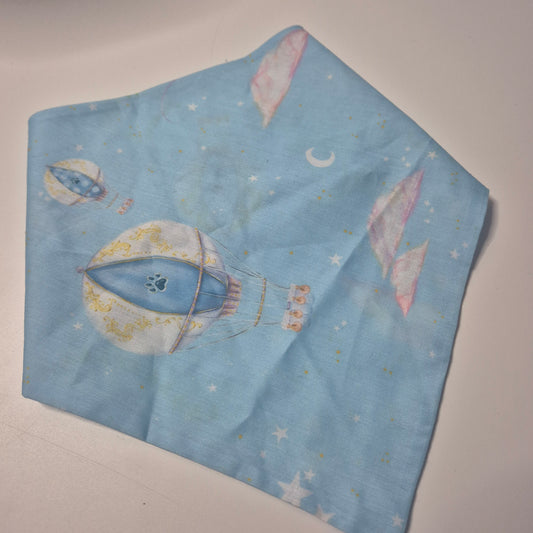 Small balloon bandana