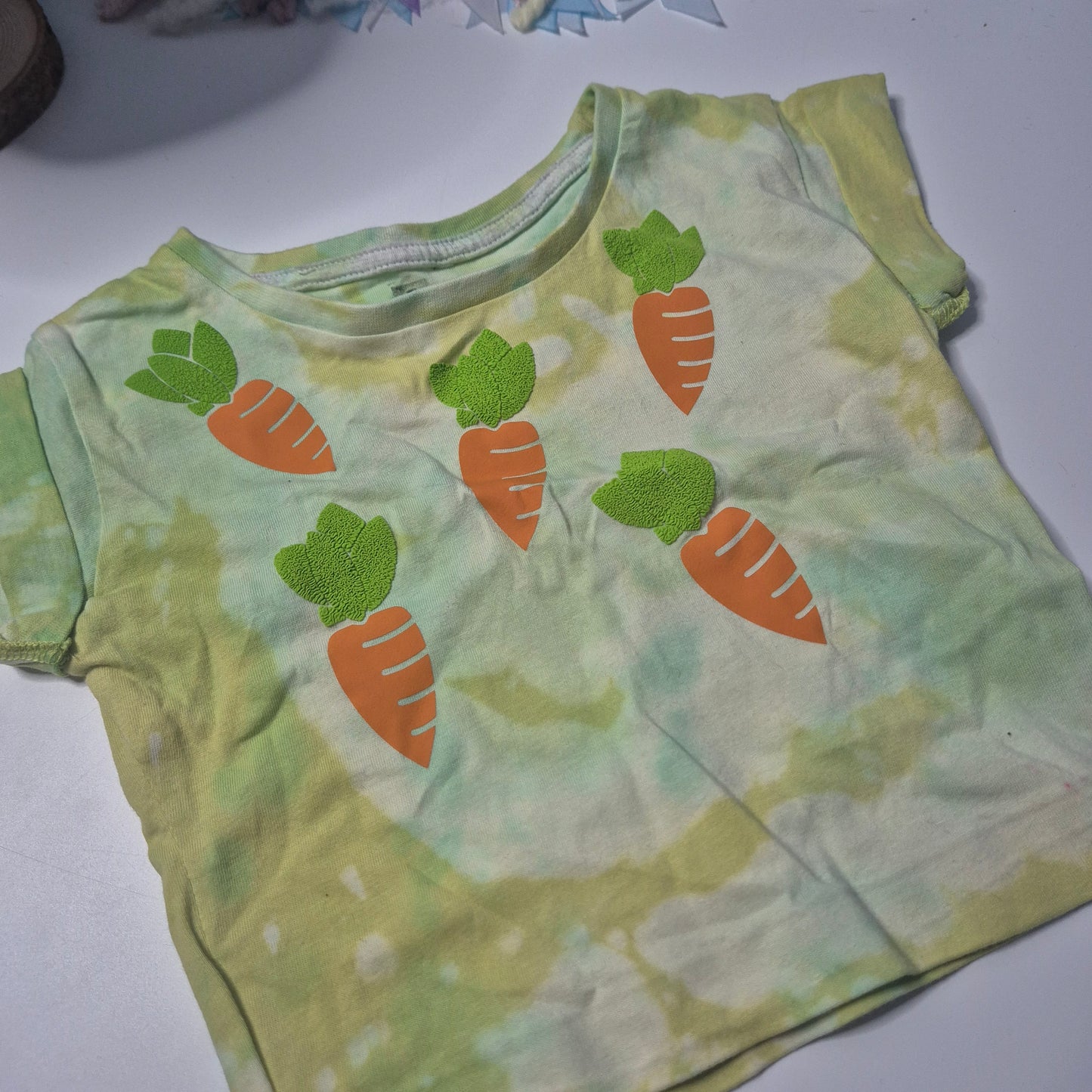Small carrot t shirt