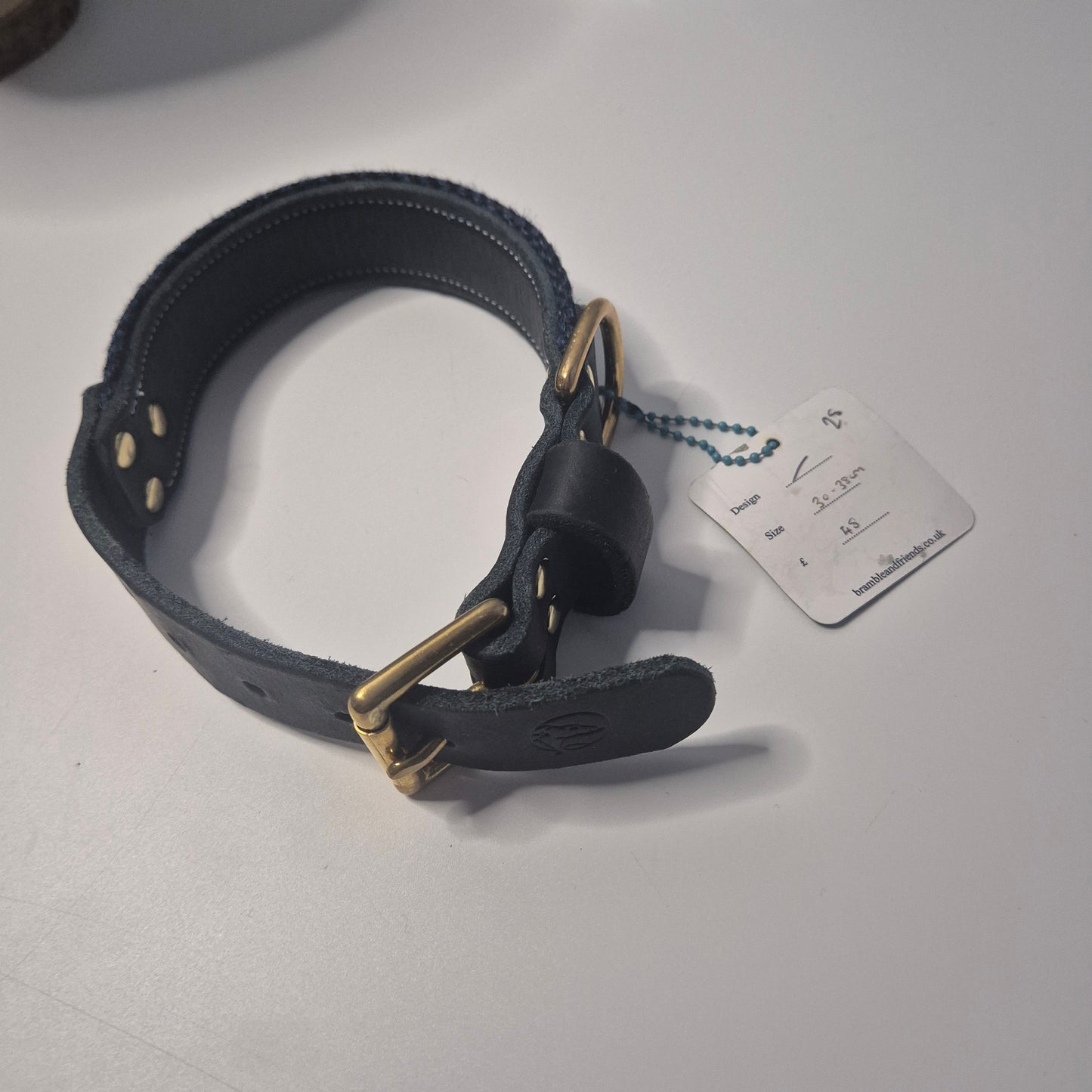 Bramble and friends collar 30 to 38cm brand new