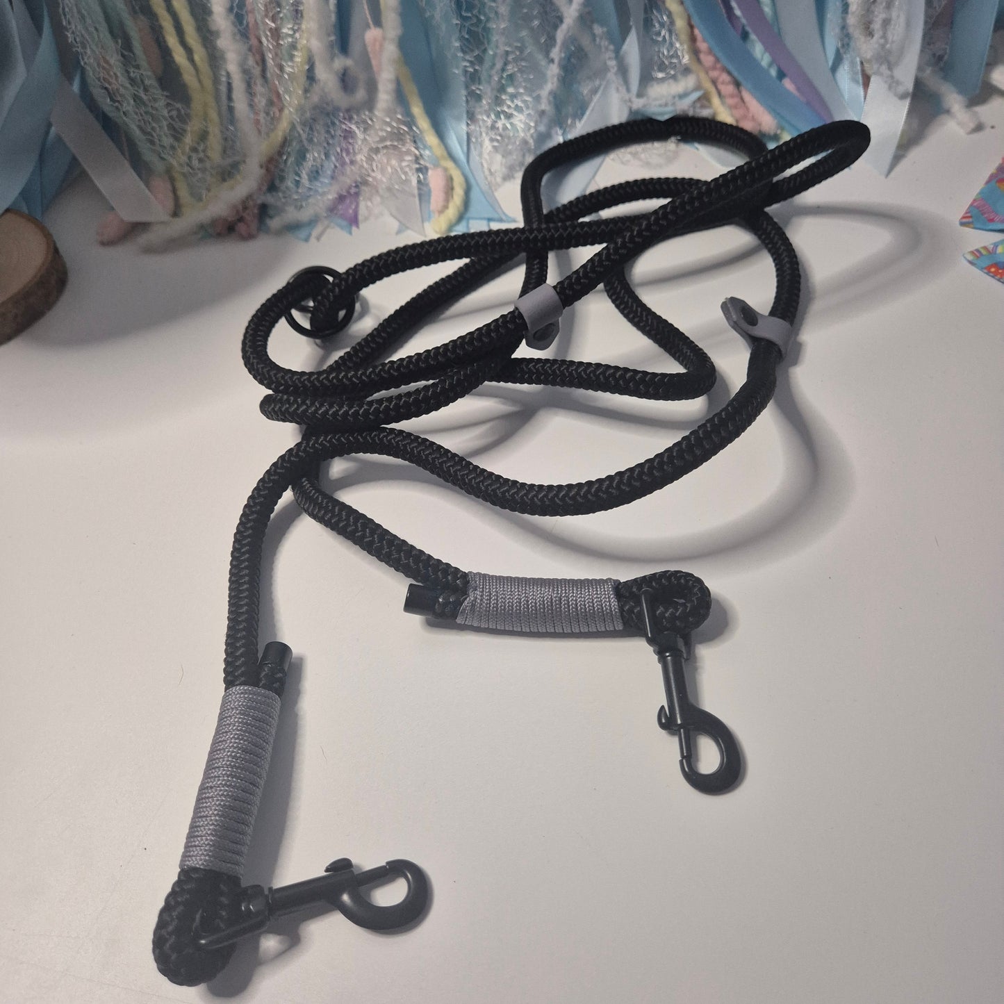 2 way lead brand new