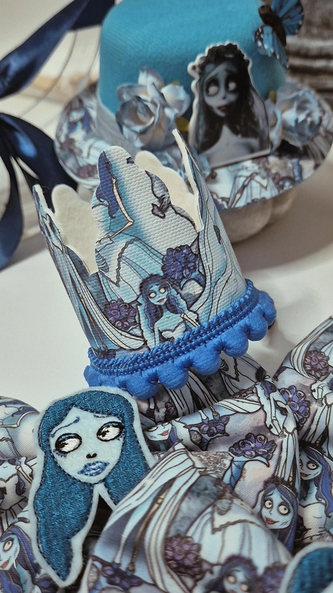 Blue bride crown