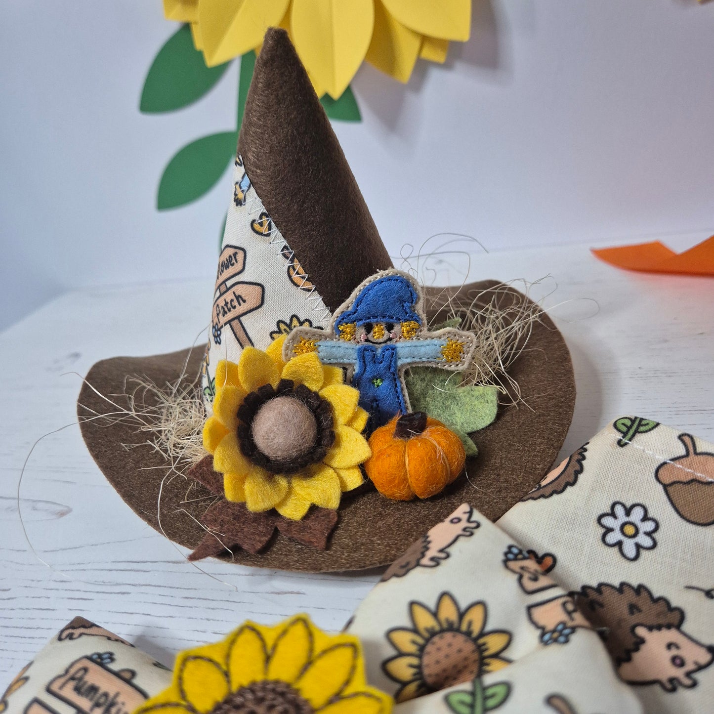 Scarecrow sunflower/pumpkin hat