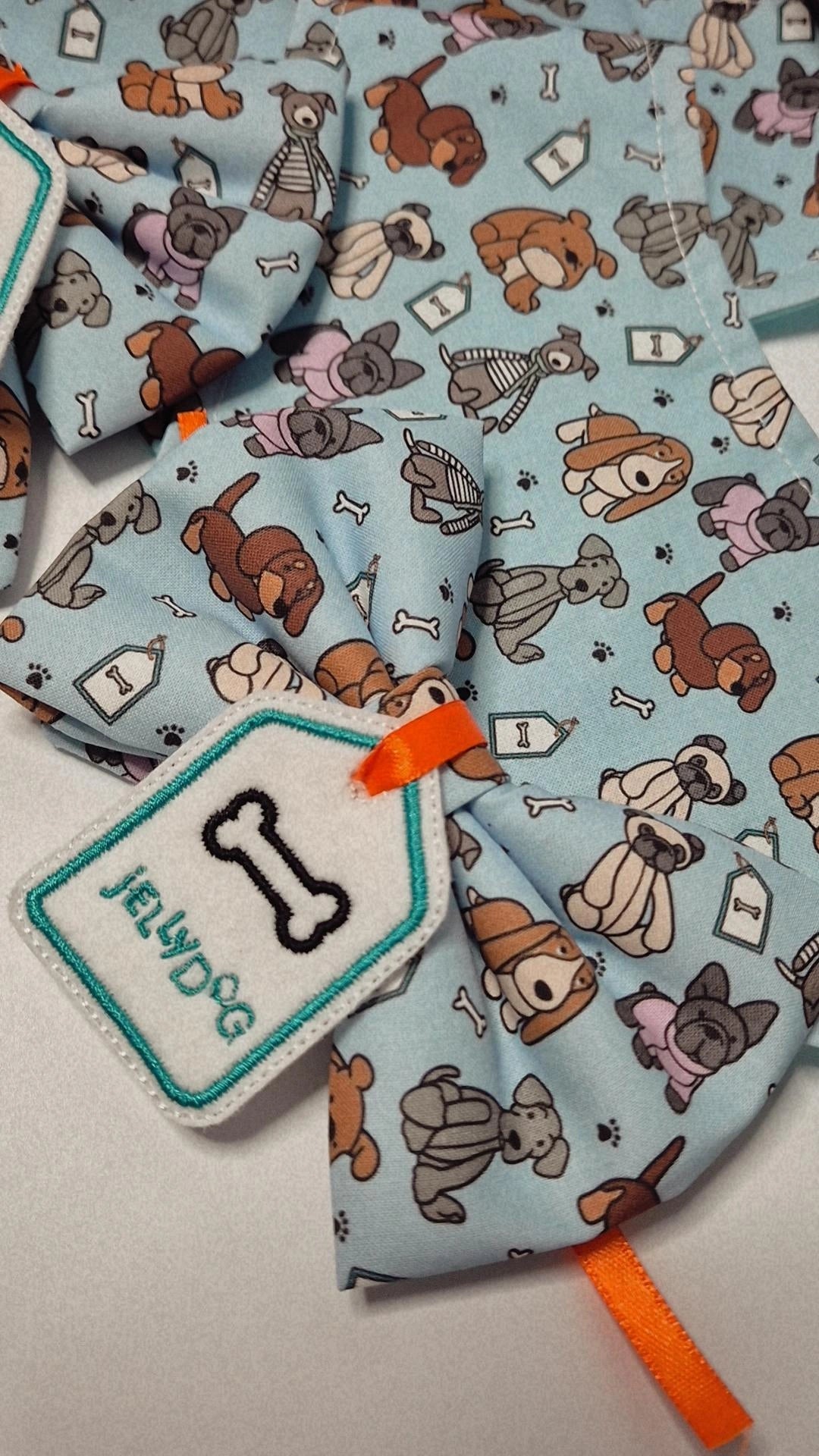 Jellydog collection embroidered bowtie