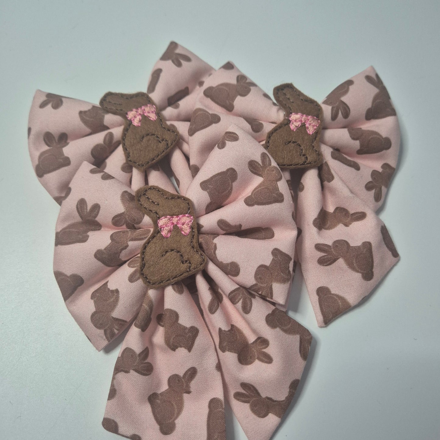 Chocolate bunny pink sailor