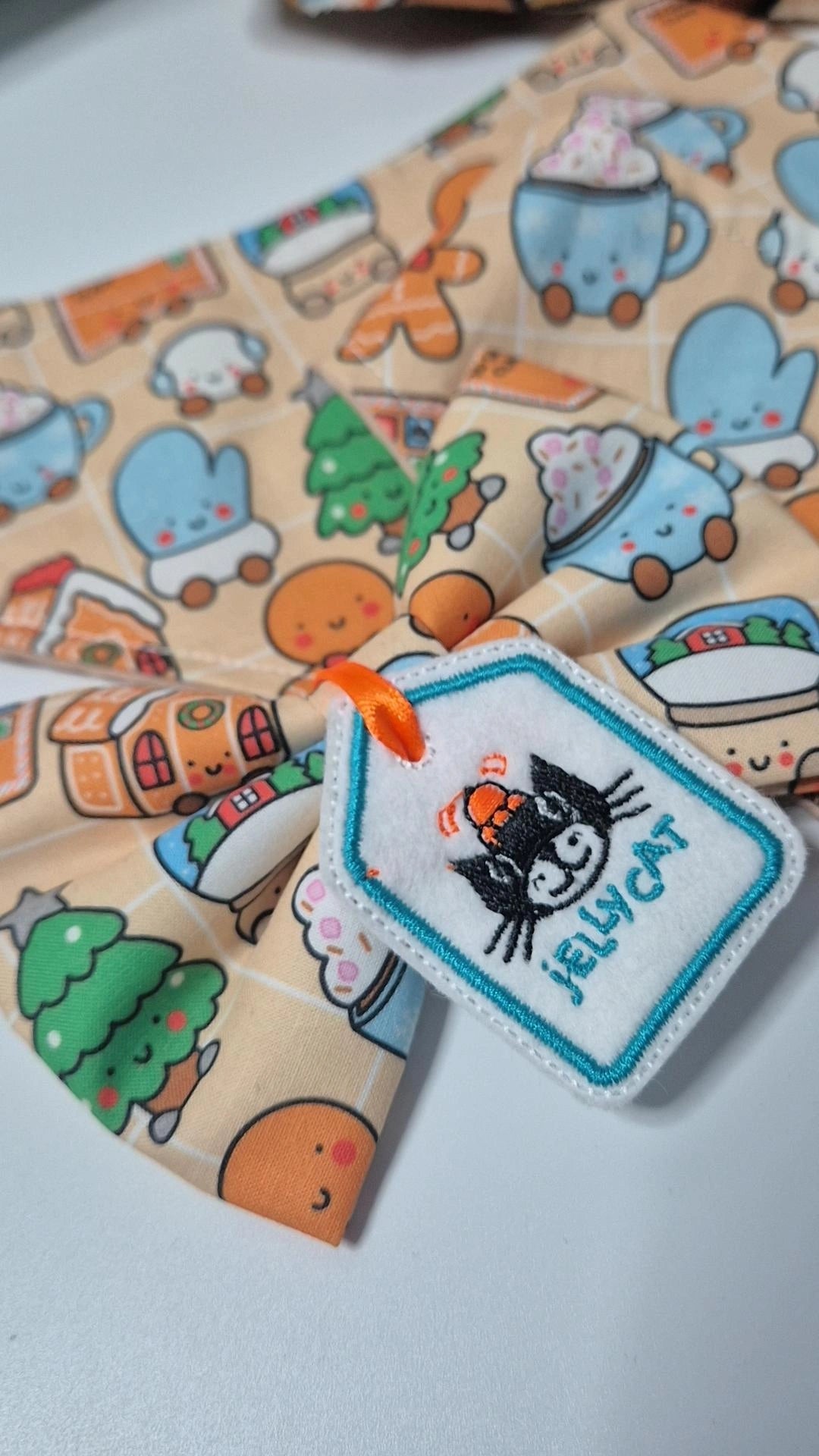 Jelly Xmas embroidered bowtie